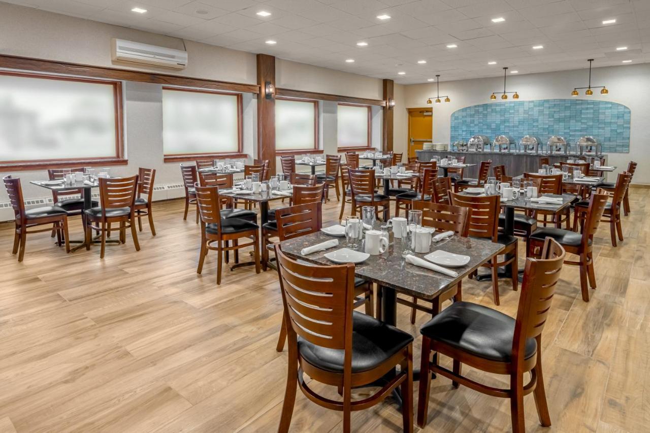 Grand Williston Hotel And Conference Center Esterno foto