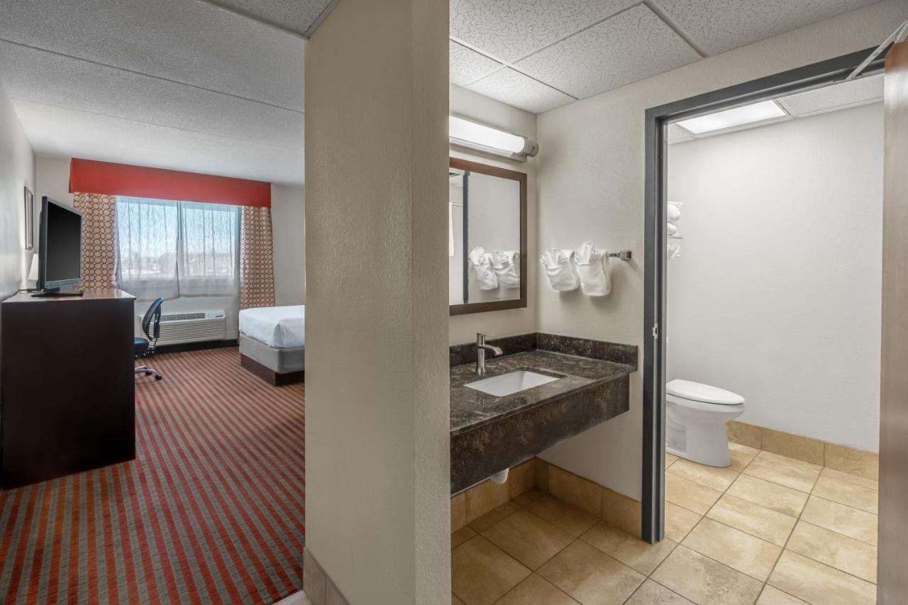Grand Williston Hotel And Conference Center Esterno foto