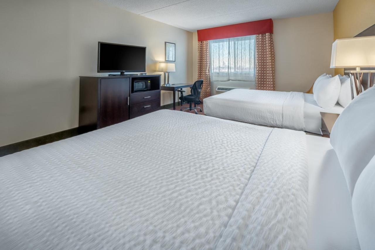 Grand Williston Hotel And Conference Center Esterno foto