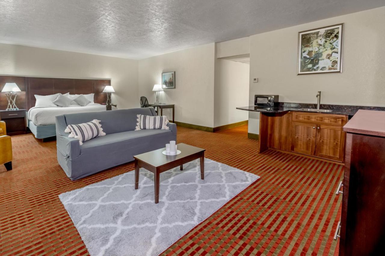 Grand Williston Hotel And Conference Center Esterno foto