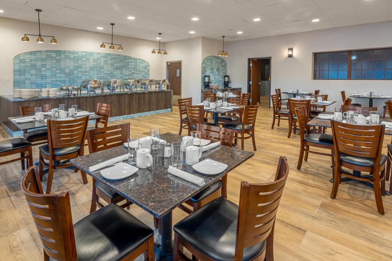 Grand Williston Hotel And Conference Center Esterno foto