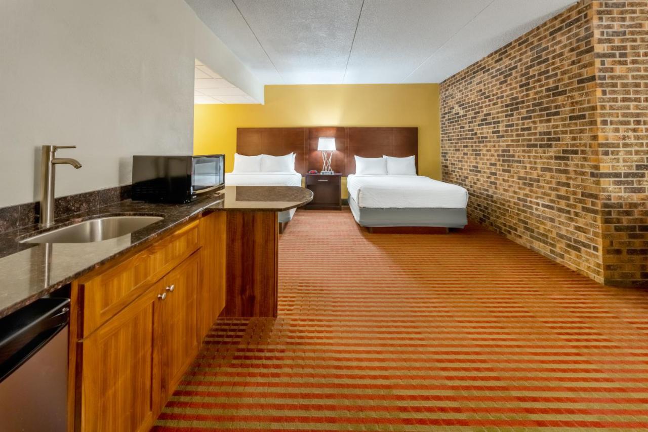 Grand Williston Hotel And Conference Center Esterno foto