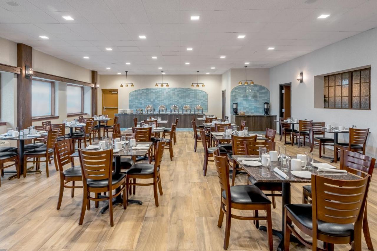 Grand Williston Hotel And Conference Center Esterno foto